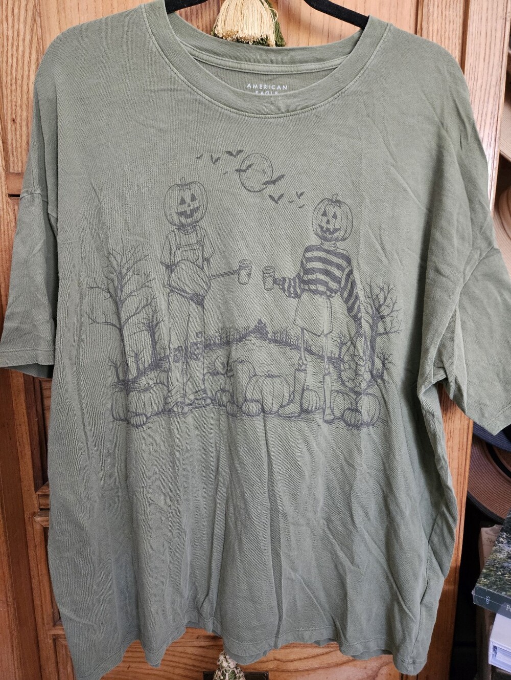 American Eagle Oversized Graphic Halloween Tee Olive Green Cotton